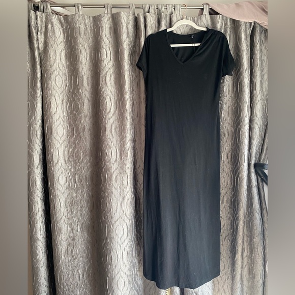 Black Maxi Dress - Picture 1 of 2